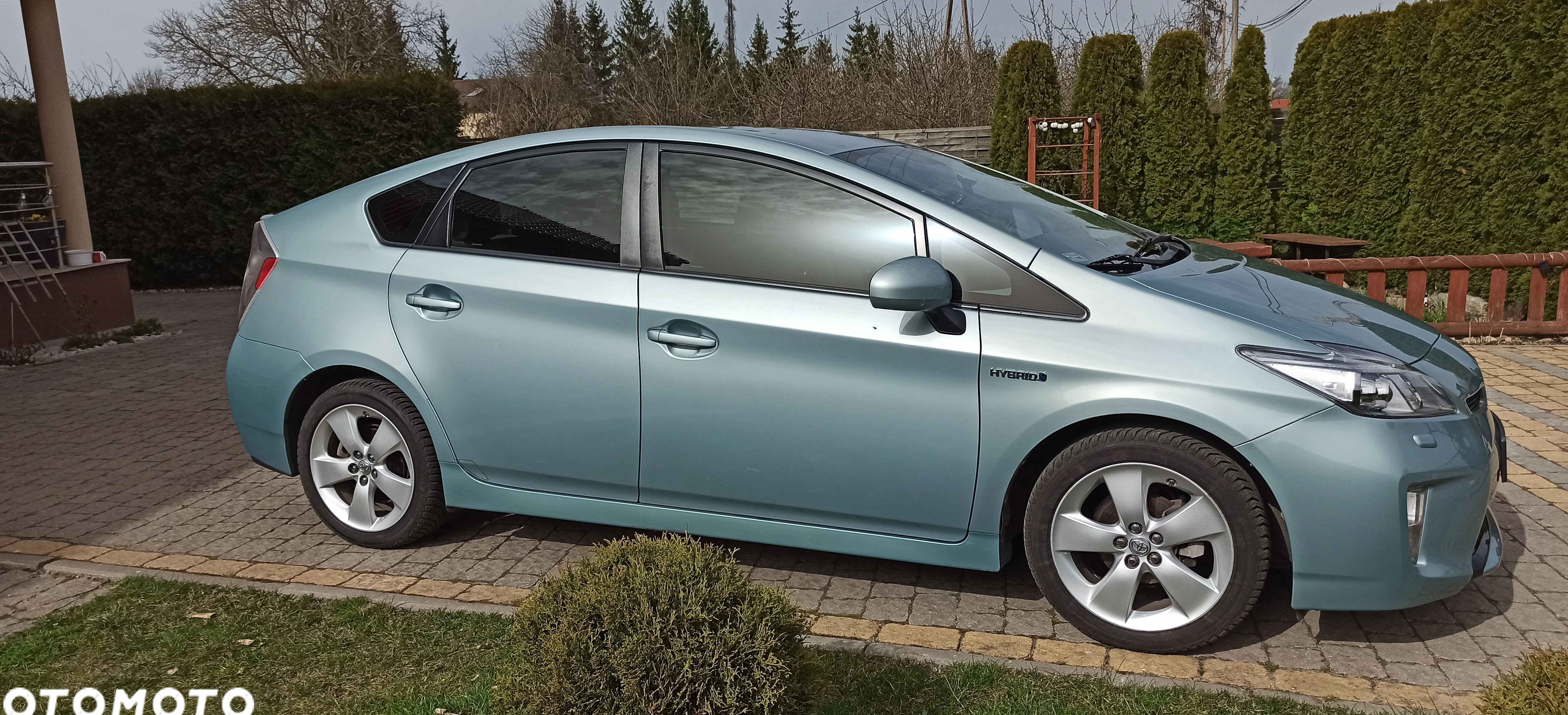 Toyota Prius cena 55000 przebieg: 124000, rok produkcji 2014 z Bydgoszcz małe 211